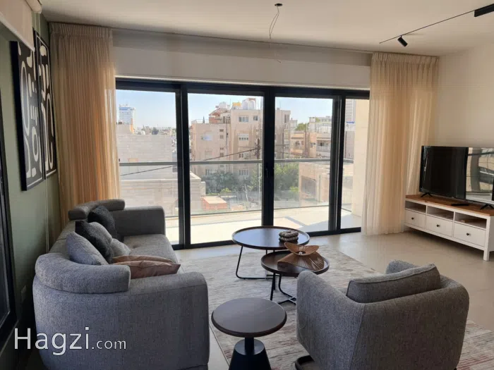 Premium 2-Bedroom Modern Apartment in Al Weibdeh - Secondary Image 2