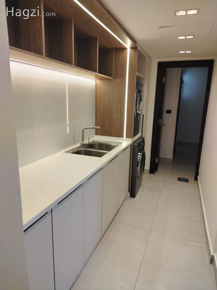 Unfurnished apartment to Rent  - Secondary Image 1