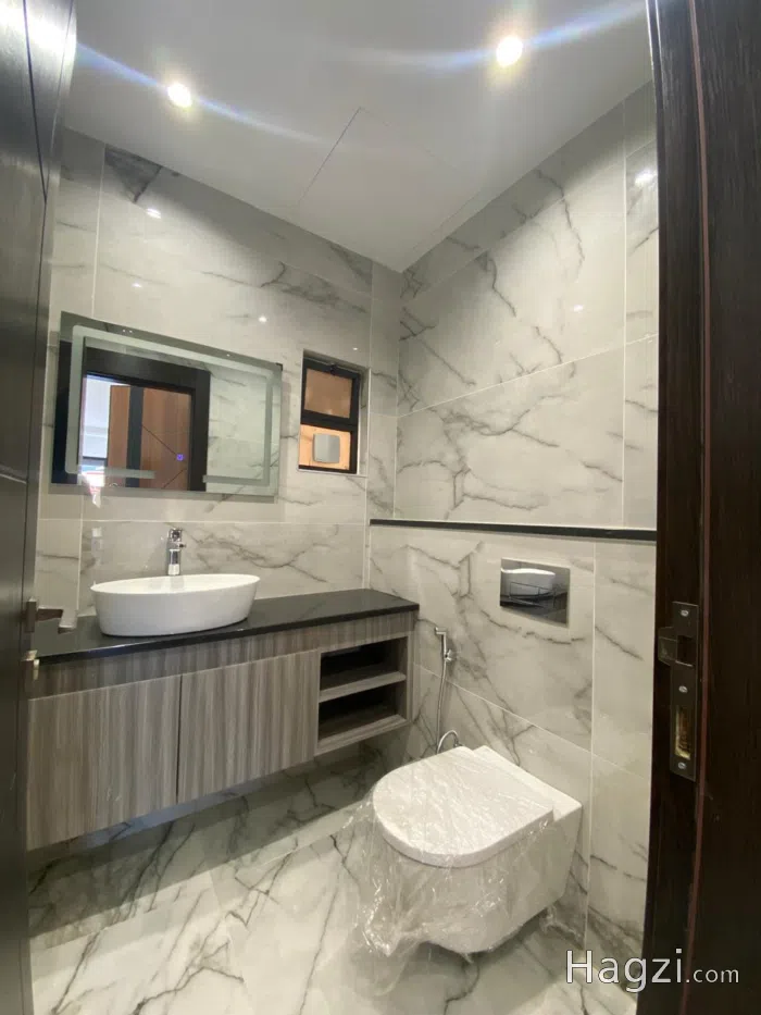 Apartment for Sale In Dahyet Al Nakheel - Secondary Image 2