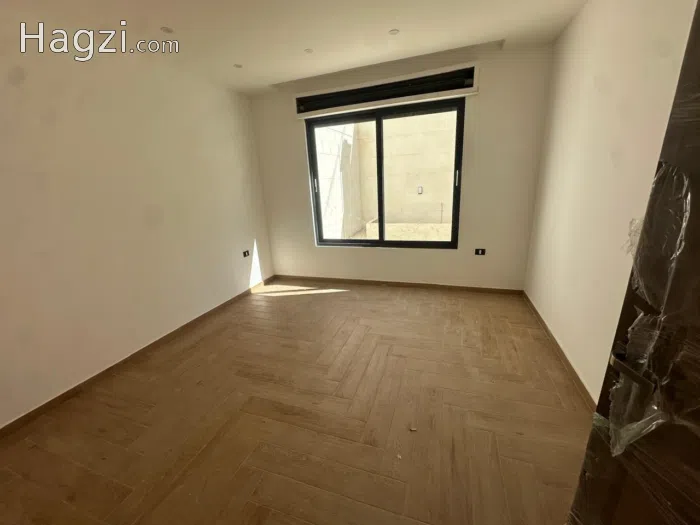 Apartment for Sale in 4th Circle - Secondary Image 2