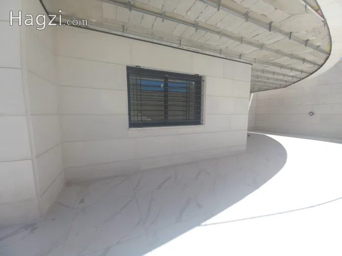 Apartment For Sale In Um Al Summaq - Secondary Image 1