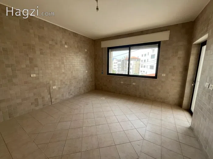 Three bedroom apartment for sale in Deirghbar - Secondary Image 3