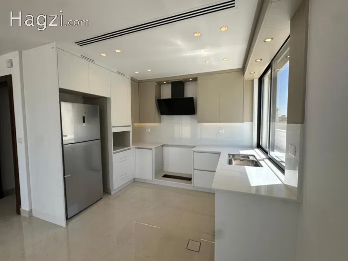 Unfurnished Roof for rent Al Thuhir - Secondary Image 2