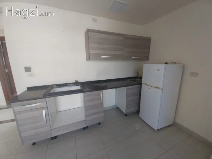 Unfurnished apartment to Rent  - Secondary Image 1
