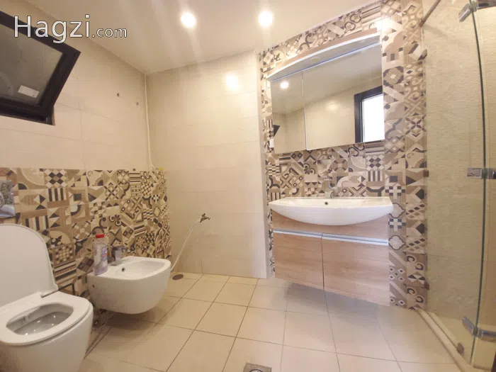Unfurnished Apartment For Rent In Deir Ghbar - Secondary Image 2
