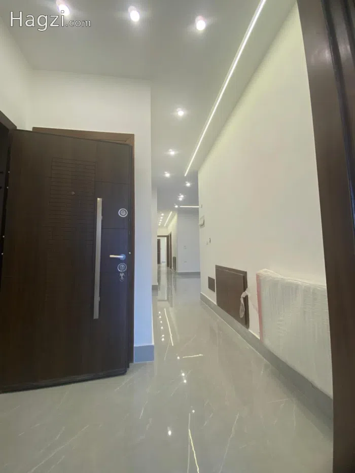 Unfurnished apartment to Rent  - Secondary Image 2