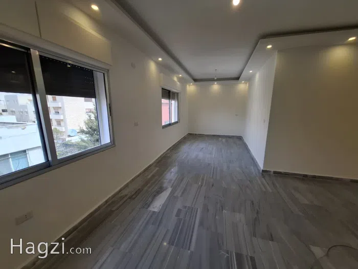 Unfurnished apartment to Rent  - Secondary Image 1