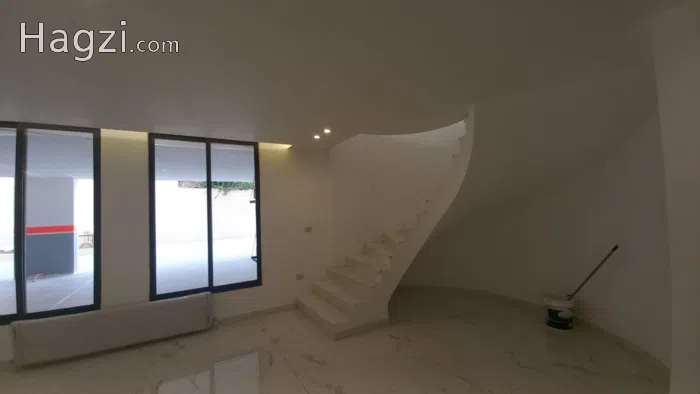 Apartment for sale in Um Uthaina - Secondary Image 1