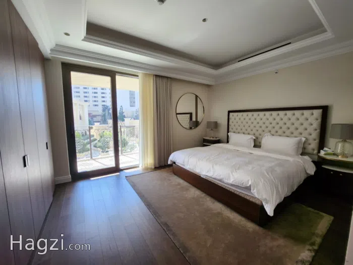 Stunning property in Ritz Carlton - Secondary Image 2