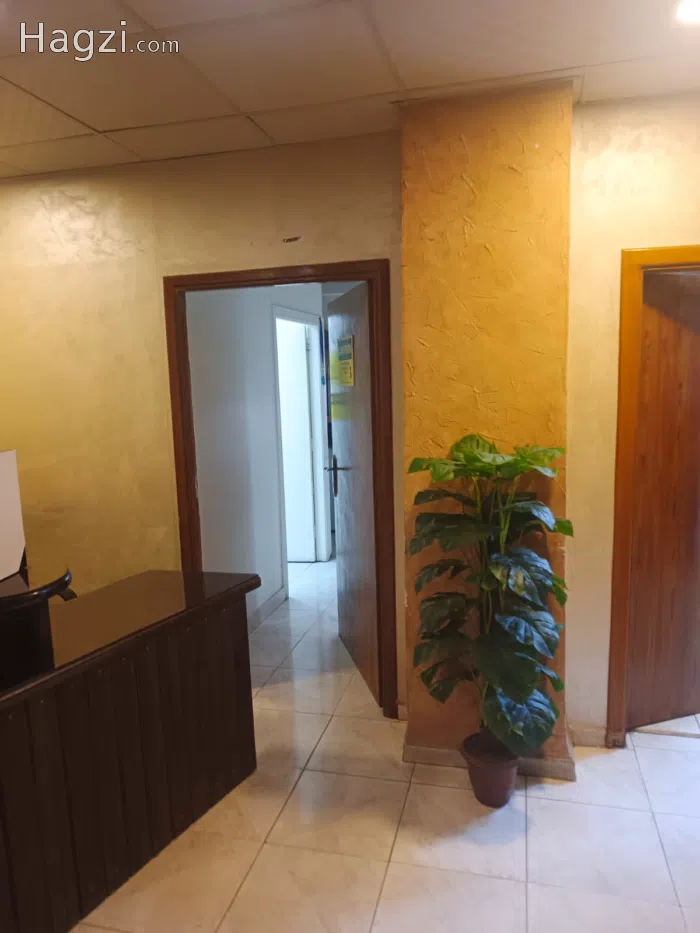 Office for sale at a dental clinic location - Secondary Image 3