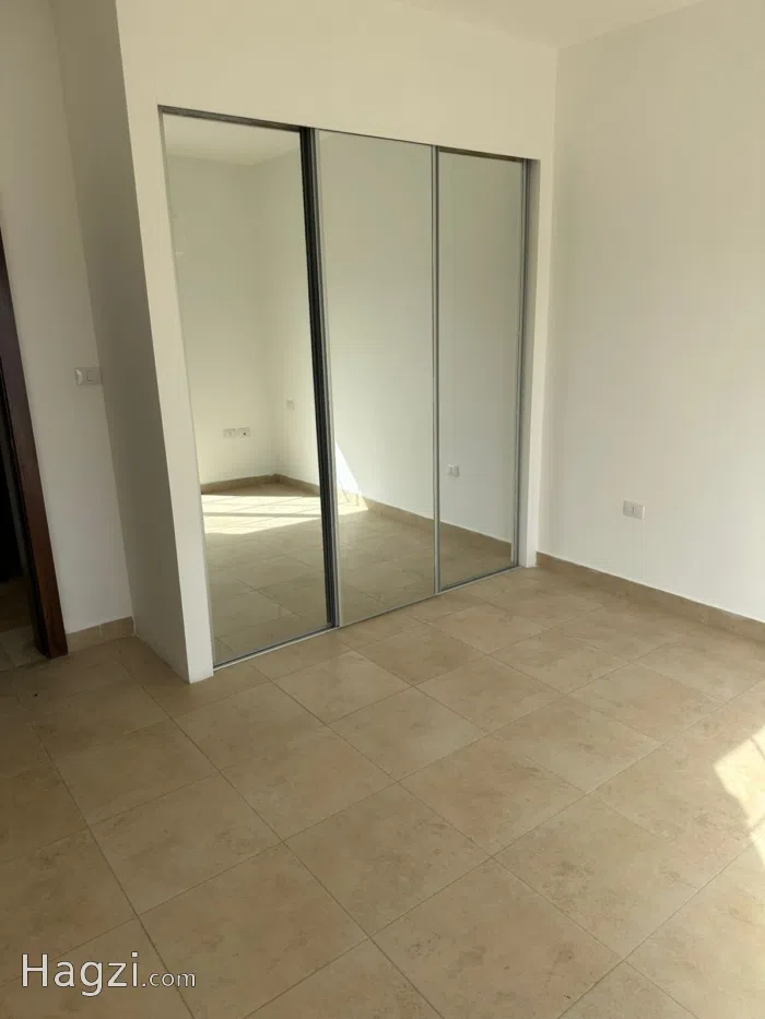 Unfurnished Villa  to Rent  - Secondary Image 3
