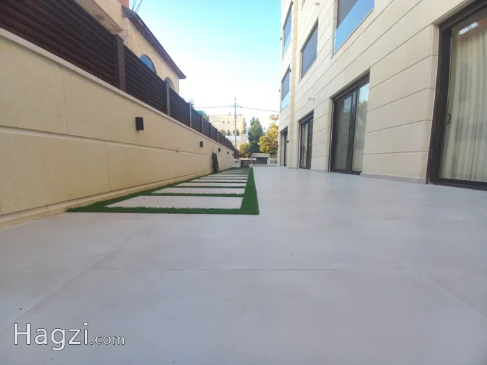 Unfurnished Apartment For Rent In Al Sweifyeh - Secondary Image 1
