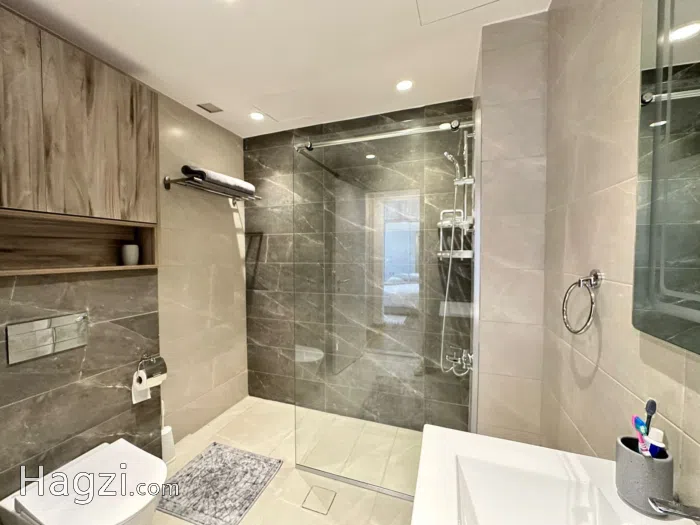 Luxury Apartment For Rent In Damac - Secondary Image 1