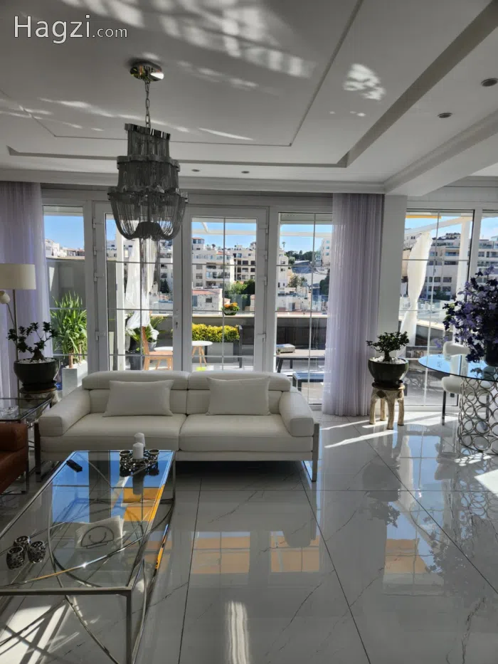 Furnished Apartment to Rent  - Secondary Image 2