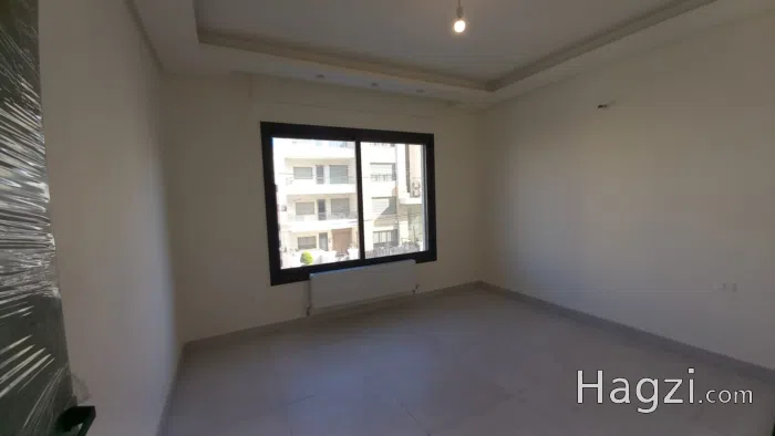 Apartment for sale in Um Uthaina - Secondary Image 1