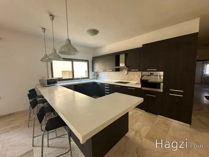Three bedroom apartment for rent in AlWeibdeh - Secondary Image 3