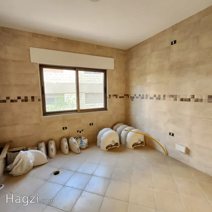 Apartment For Sale In Al Shmesani  - Secondary Image 2