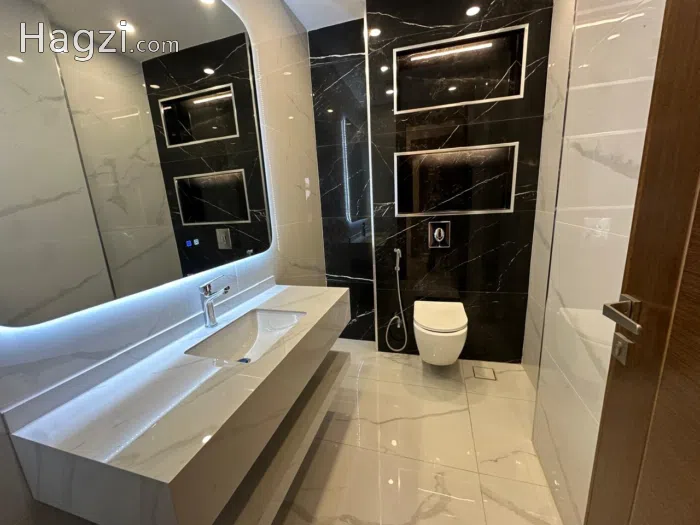 220 Sqm apartment For Sale in khalda - Secondary Image 2