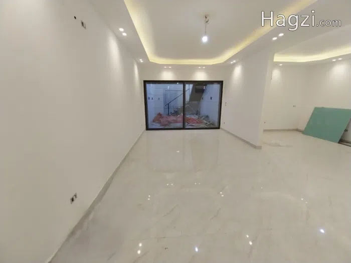 Unfurnished apartment for sale 