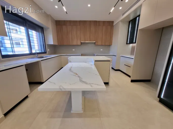 Unfurnished apartment to Rent - Secondary Image 2