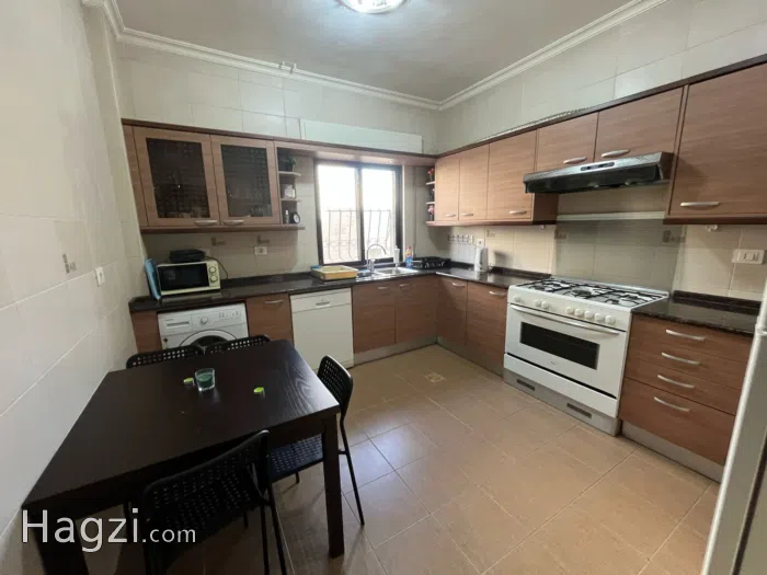Two bedroom apartment for rent - Secondary Image 2