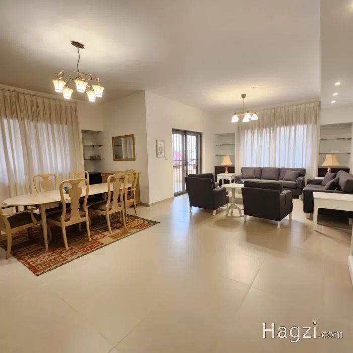 Furnished three bedroom apartment for rent 