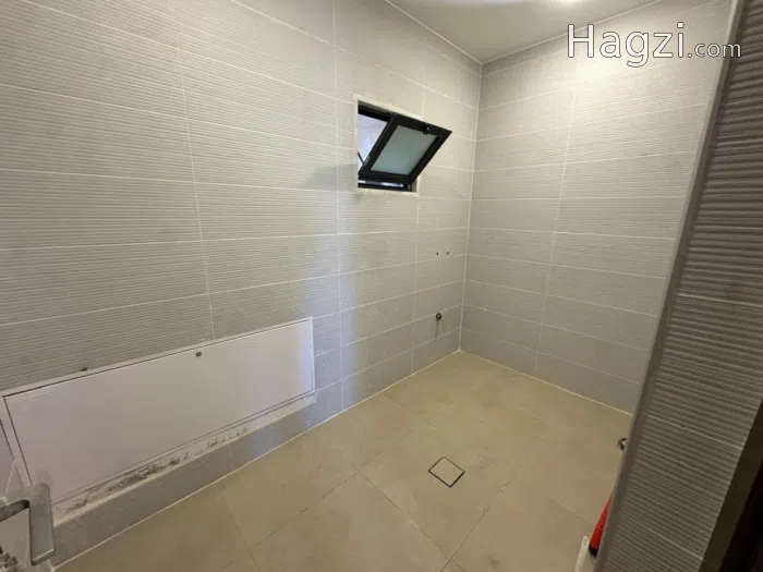 Duplex apartment (last floor & roof) for sale in Dahyet Al Nakheel - Secondary Image 2