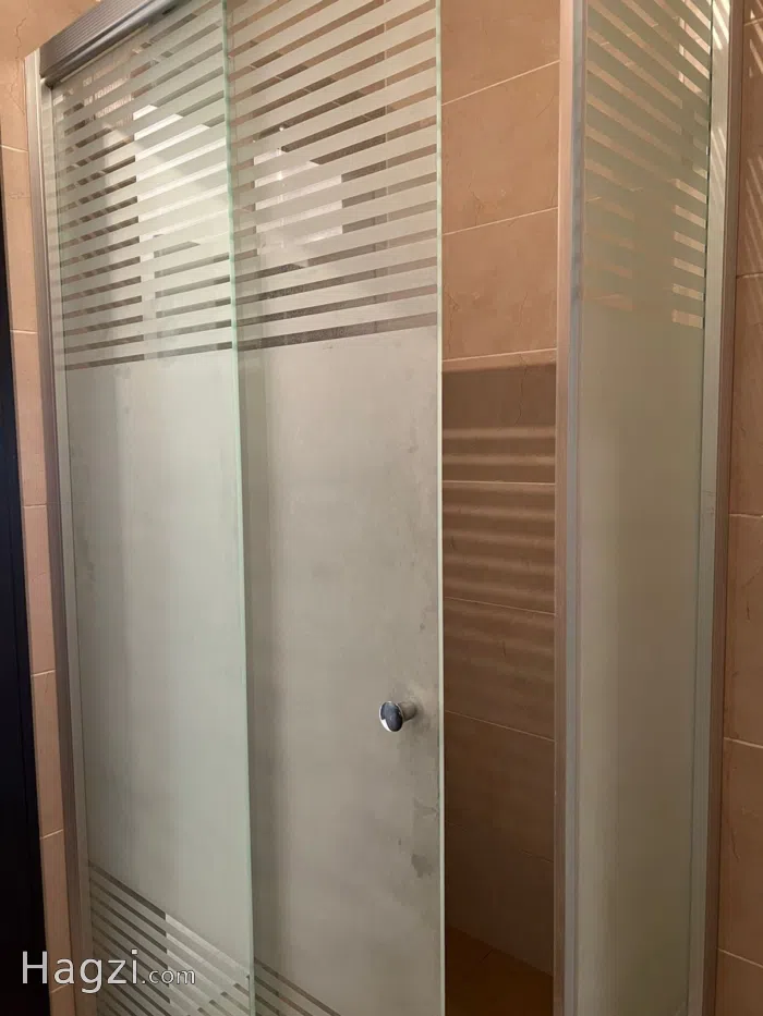 Unfurnished apartment to Rent - Secondary Image 2