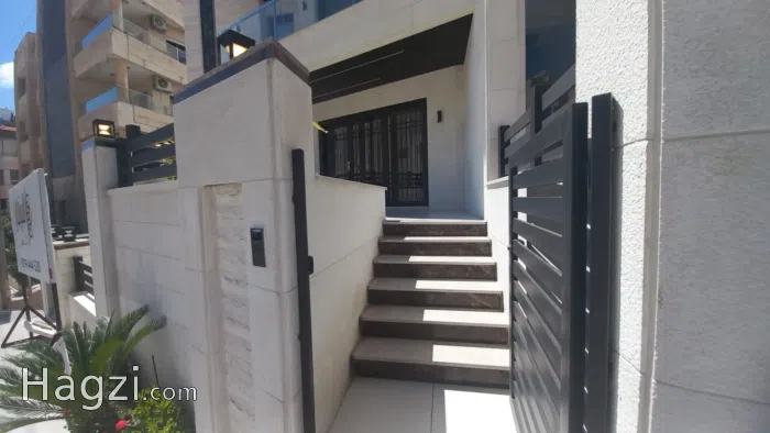 Luxury Semi furnished apartment for rent in  Um Uthaina - Secondary Image 1