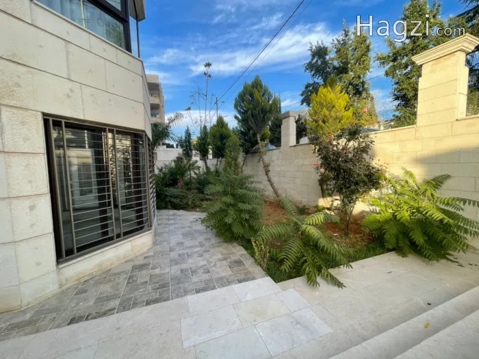 Apartment for rent in Um Uthaina 