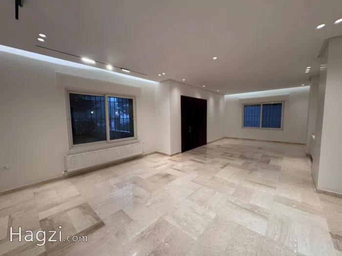 4 bedroom apartment for rent in Deir Ghbar - Secondary Image 2