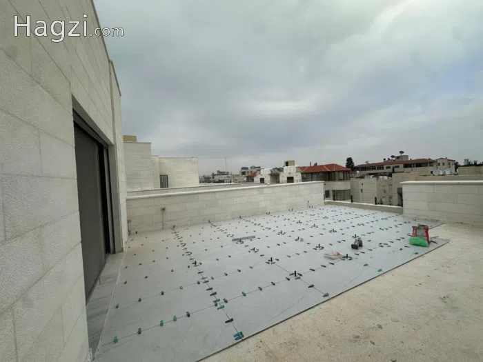 Apartment for Sale in Um Uthaina - Secondary Image 1