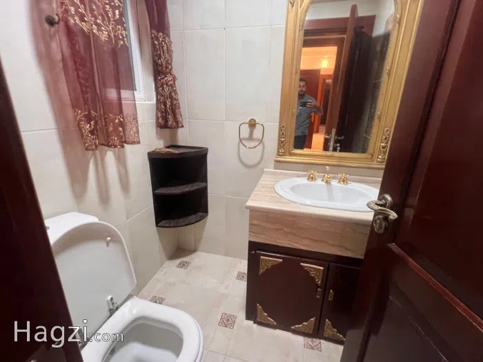 Furnished Roof For Rent In Abdoun  - Secondary Image 3