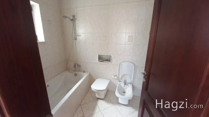 Unfurnished Villa For Rent In abdoun  - Secondary Image 1