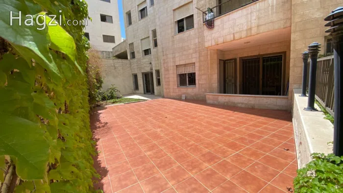 Three bedroom apartment for rent - Secondary Image 2