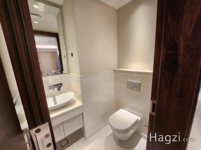Stunning property in Ritz Carlton - Secondary Image 2