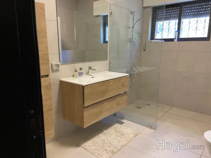 Three bedroom apartment for rent in Abdoun - Secondary Image 3