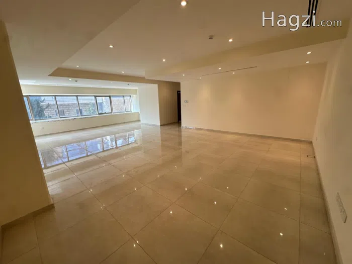 Office For rent in 4th Circle - Secondary Image 2