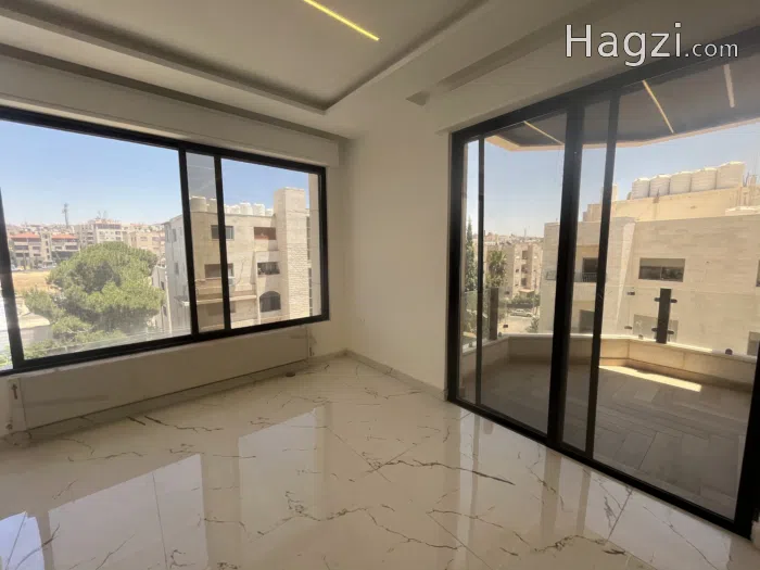 Three bedroom apartment for Sale - Secondary Image 3
