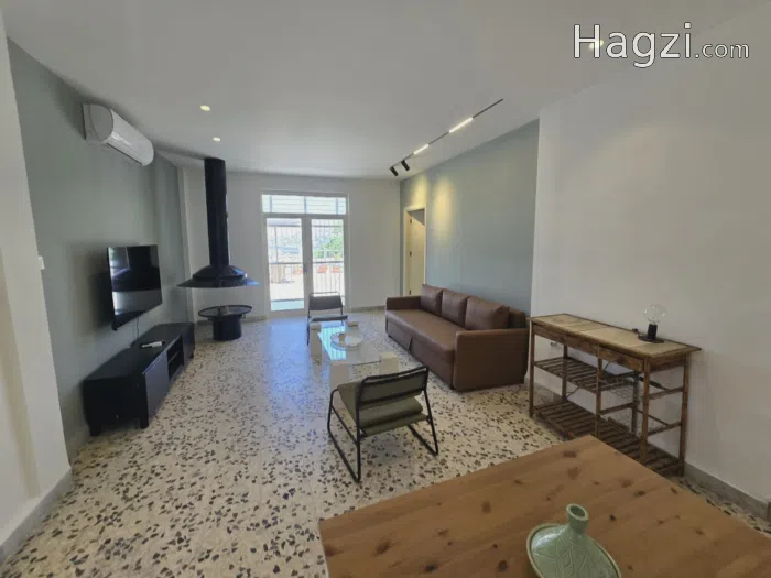 Two bedroom Roof for rent - Secondary Image 3