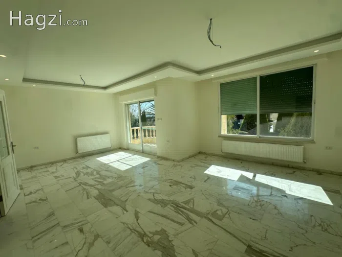 Semi furnished apartment for rent in 4th Circle Semi furnished apartment for rent in 4th Circle