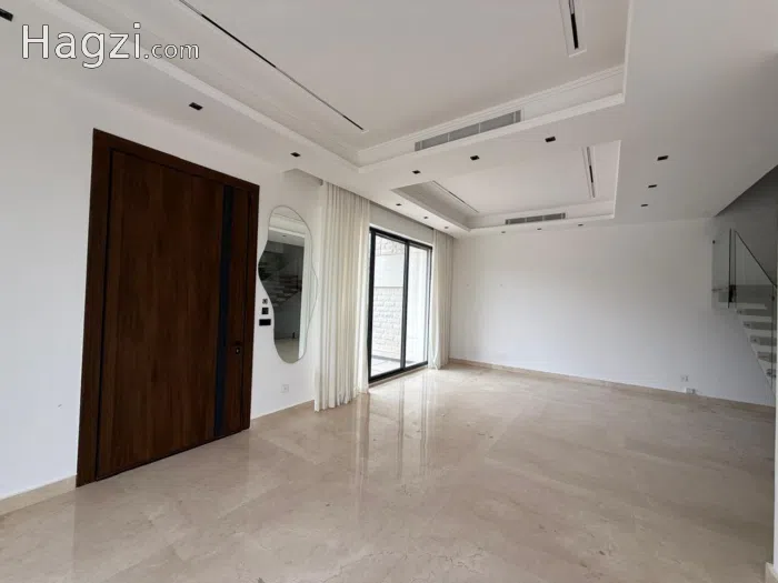 Villa for sale in Dabouq - Secondary Image 2
