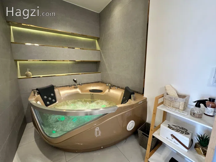 Furnished Apartment For Rent In Um Al Summaq - Secondary Image 3