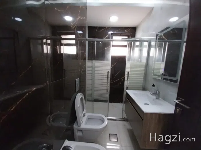 Unfurnished apartment to Rent  - Secondary Image 2