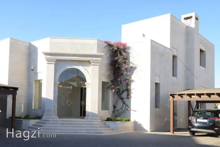 Unfurnished Villa forRent 