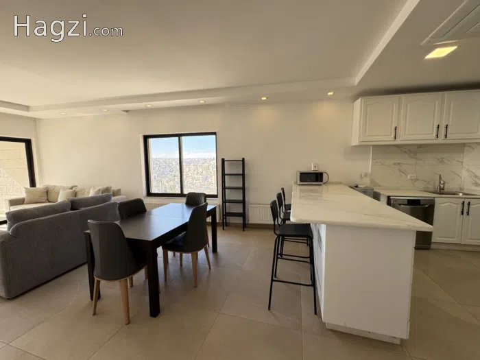 Three bedroom apartment for rent - Secondary Image 2