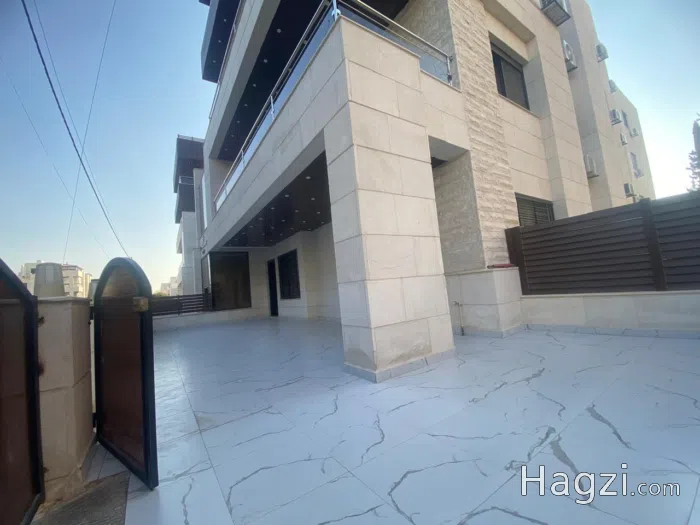 Unfurnished apartment for rent Dahyet Al Ameer Rashed - Secondary Image 2