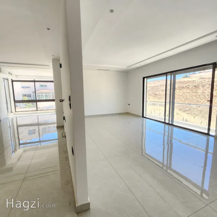 Unfurnished apartment for sale