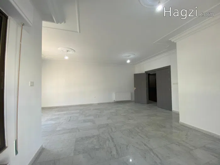 Unfurnished apartment to Rent - Secondary Image 2
