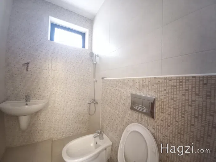 Unfurnished Apartment For Rent In Da - Secondary Image 1
